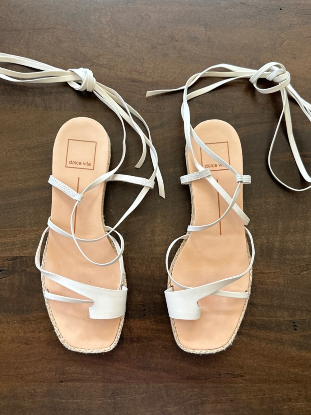 Dolce Vita Patli Sandals 6.5 Ivory Strappy Ankle Tie Up Summer Beachy Vacation